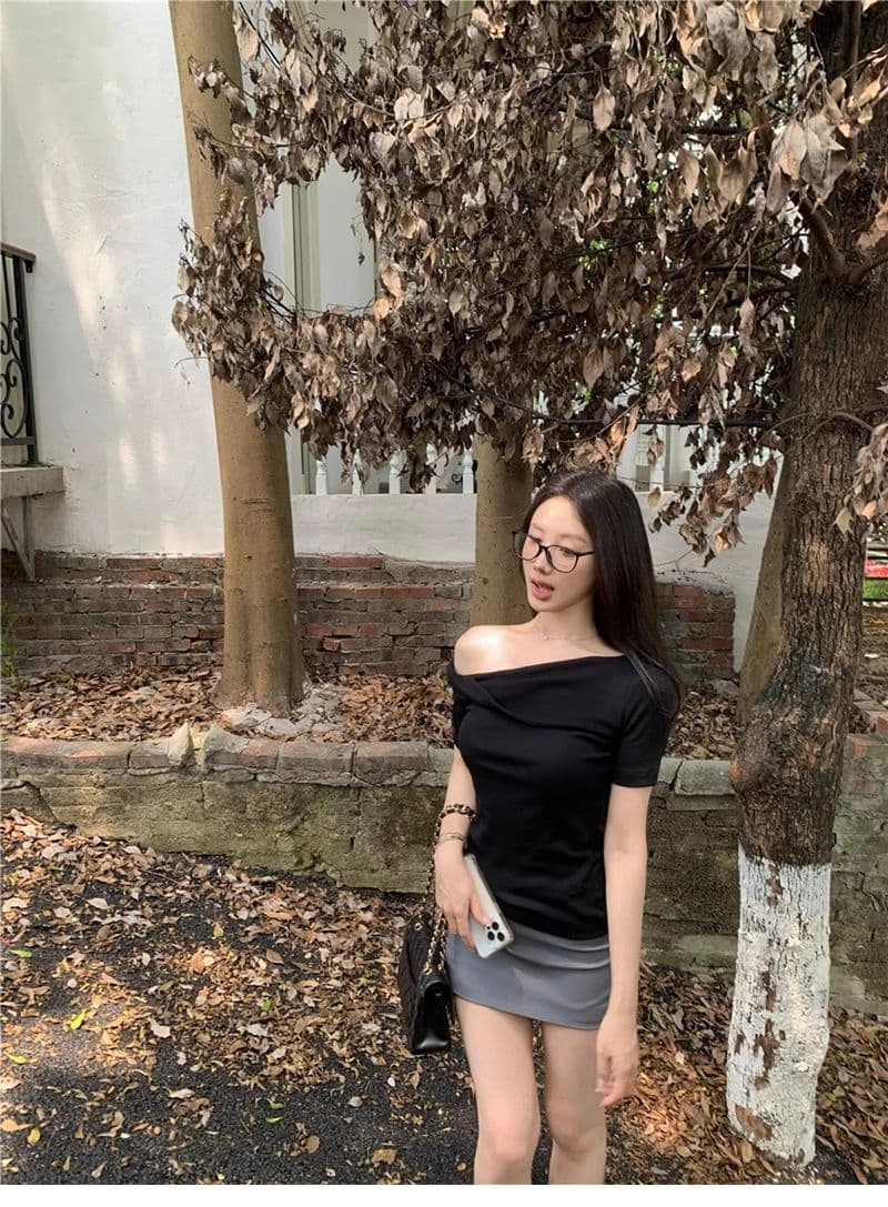 오프숄더 반팔 티셔츠 여성 여름 몸매 가꾸기 다용도 비스듬한 어깨 의류 상세 이미지 23