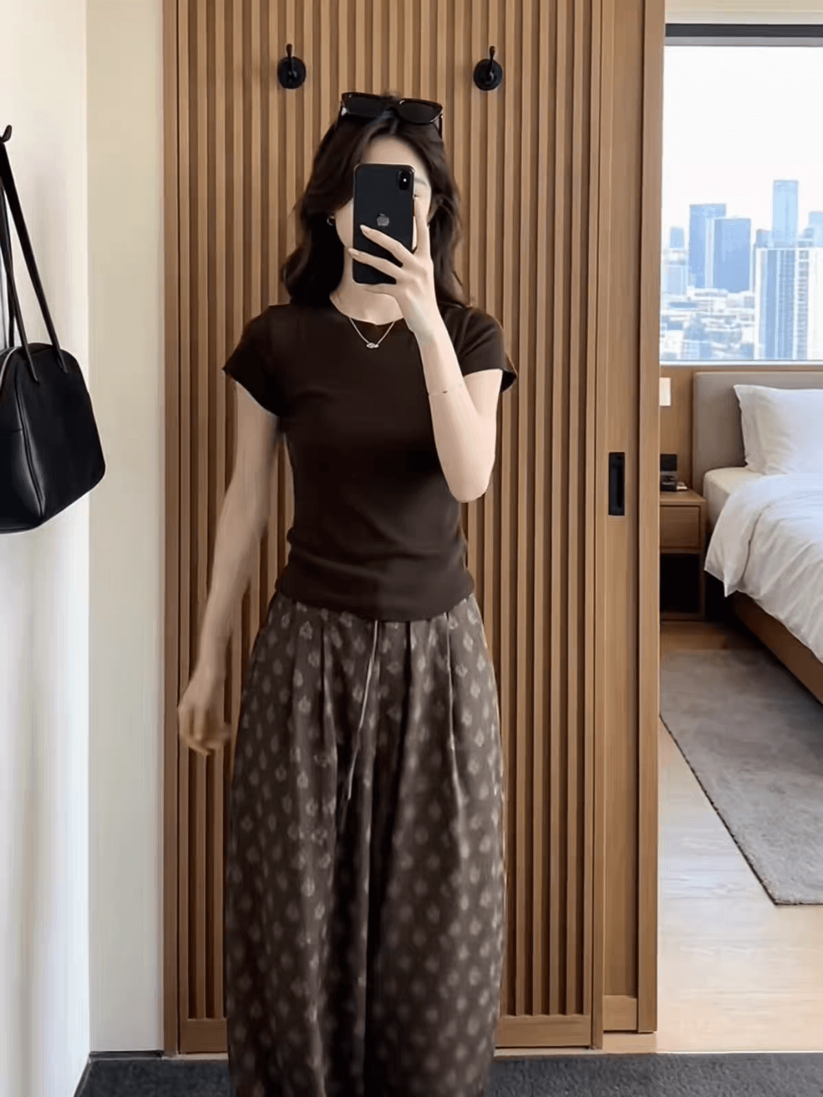 패션 세트 여성 2026 여름 새로운 외국 가스 반팔 맨위 프린트 와이드 레그 팬츠 캐주얼 연령 감소 투피스 세트 트렌디 상세 이미지 16