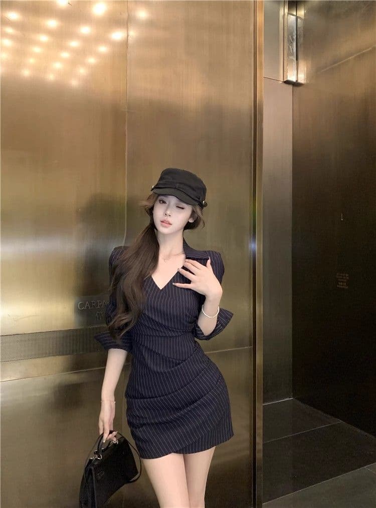 프랑스식 스트라이프 V넥 긴팔 셔츠 여성 드레스 가을 고급 섹시함 품격 허리 수축 슬림해 보이는 타이트 스커트 치마 상세 이미지 5