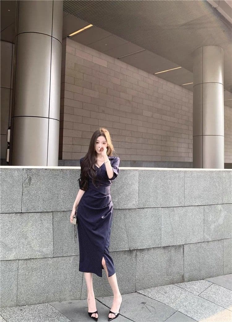 프랑스식 스트라이프 V넥 긴팔 셔츠 여성 드레스 가을 고급 섹시함 품격 허리 수축 슬림해 보이는 타이트 스커트 치마 상세 이미지 18