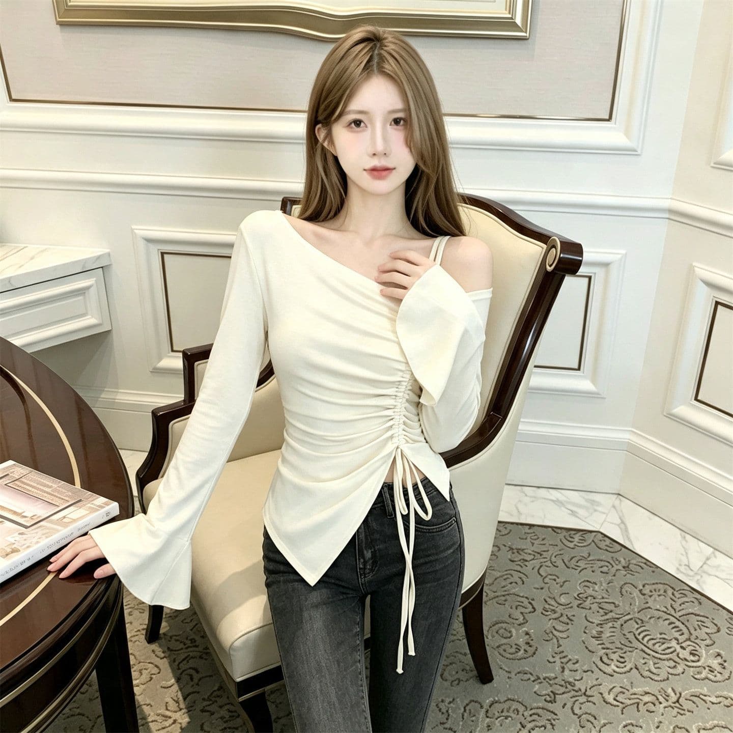 품격 섹션 오프숄더 긴 소매 티셔츠 여성 가을 불규칙 몸매 가꾸기 슬림해 보이는 기본 셔츠 달콤한 매운맛 맨위 디자인 센스 작은 대중 상세 이미지 3