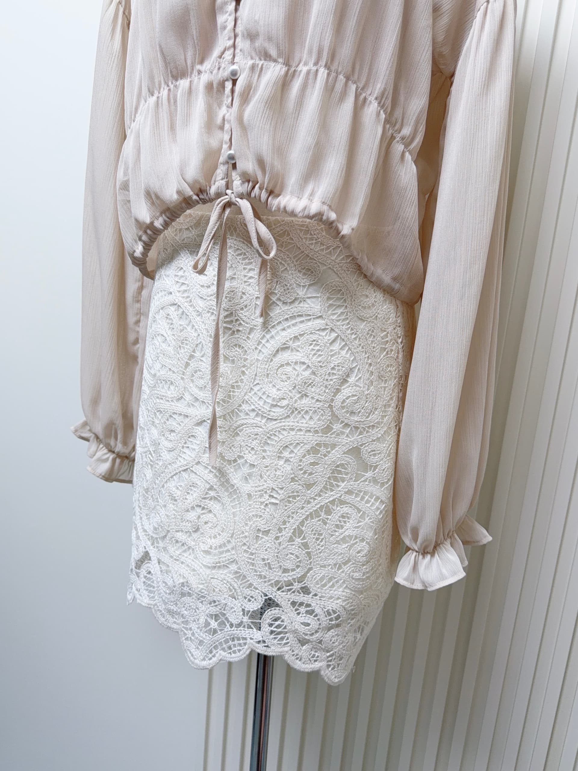 skk store Romantik 작은 셔츠 쉬폰 주름 셔츠 마이크로 ~을 통해 블라우스 첨부 된 230g 두꺼운 모달 튜브탑 상세 이미지 3