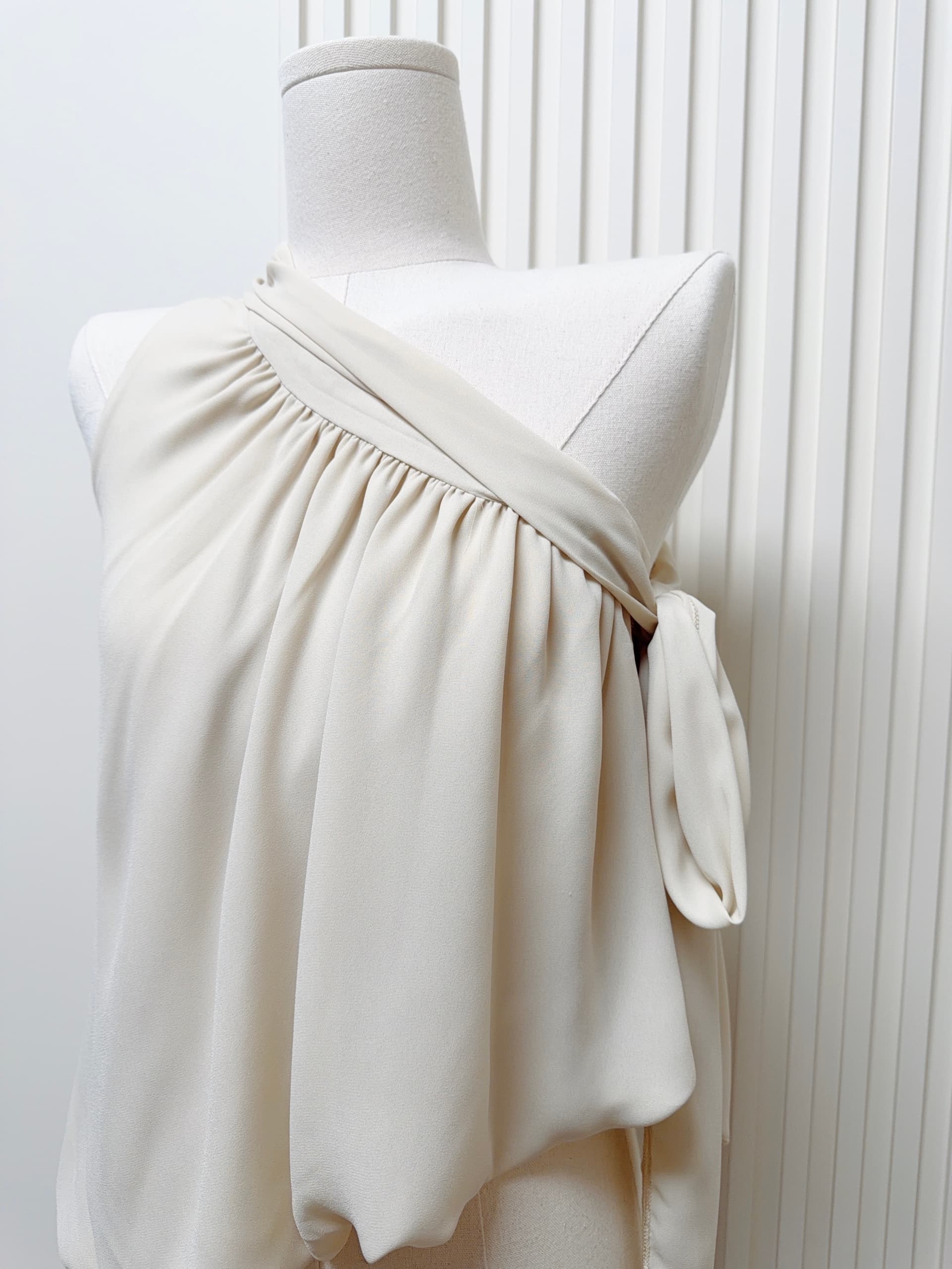 skk store 교토 휴일 쉬 妍 바람 분위기 센스 ootd 170g 프랑스식 비스듬한 어깨 의류 리본 조끼 이미지 2