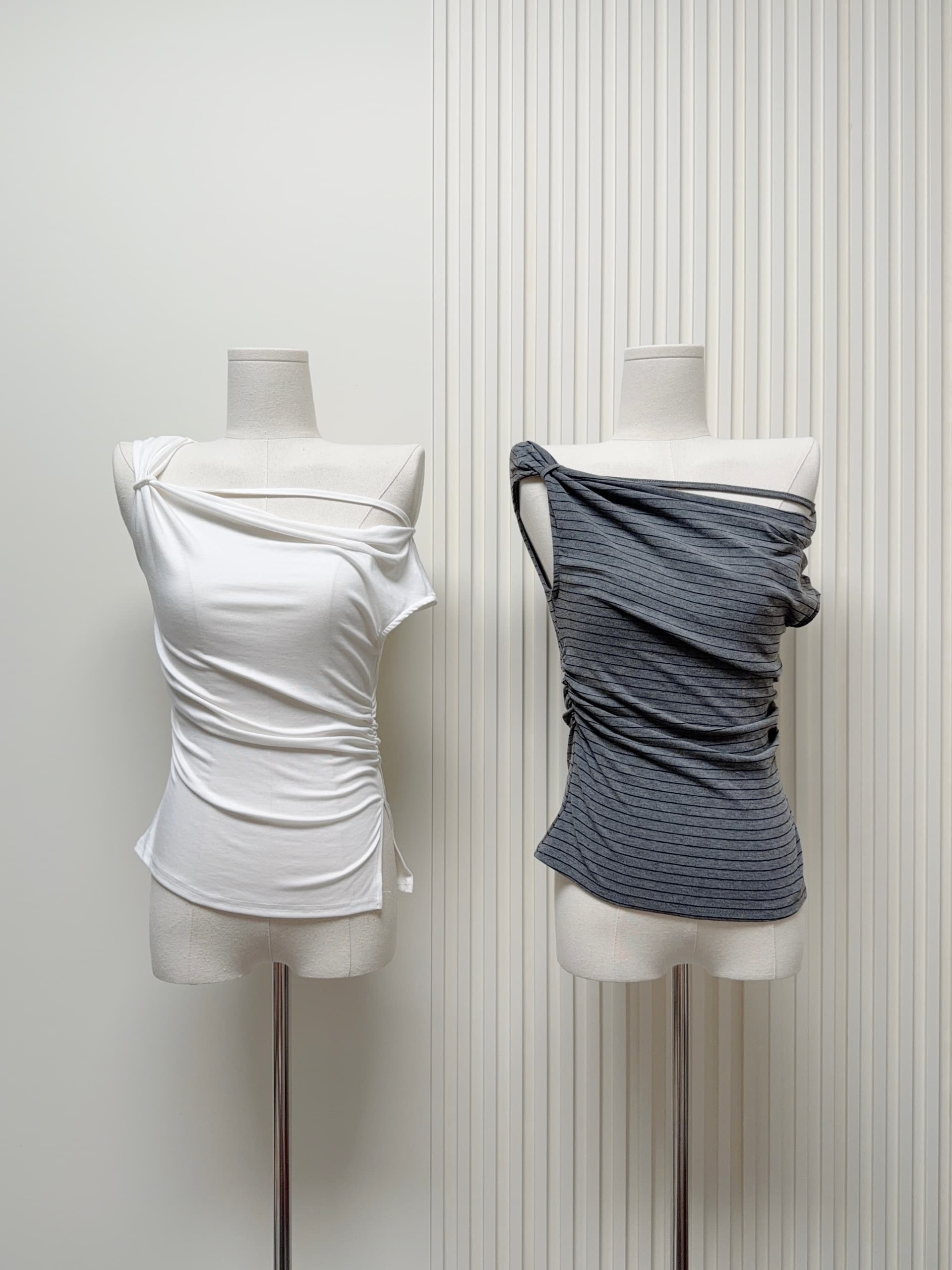 jmshop 심장 마비 커브 비스듬한 어깨 칼라 깨진 Pleat 허리 수축 트임 반팔 티셔츠 여름 몸매 가꾸기 다용도