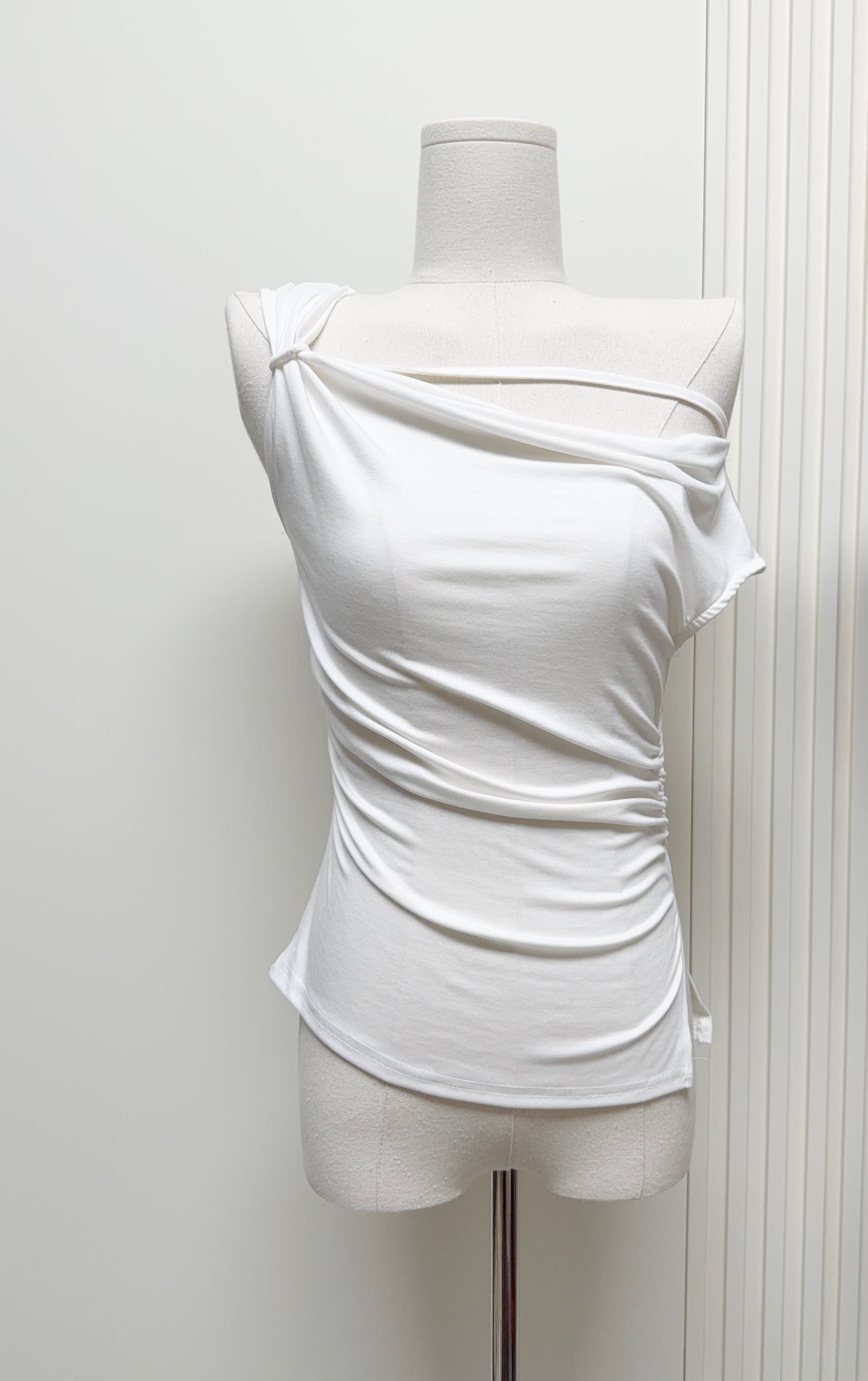 jmshop 심장 마비 커브 비스듬한 어깨 칼라 깨진 Pleat 허리 수축 트임 반팔 티셔츠 여름 몸매 가꾸기 다용도 상세 이미지 4