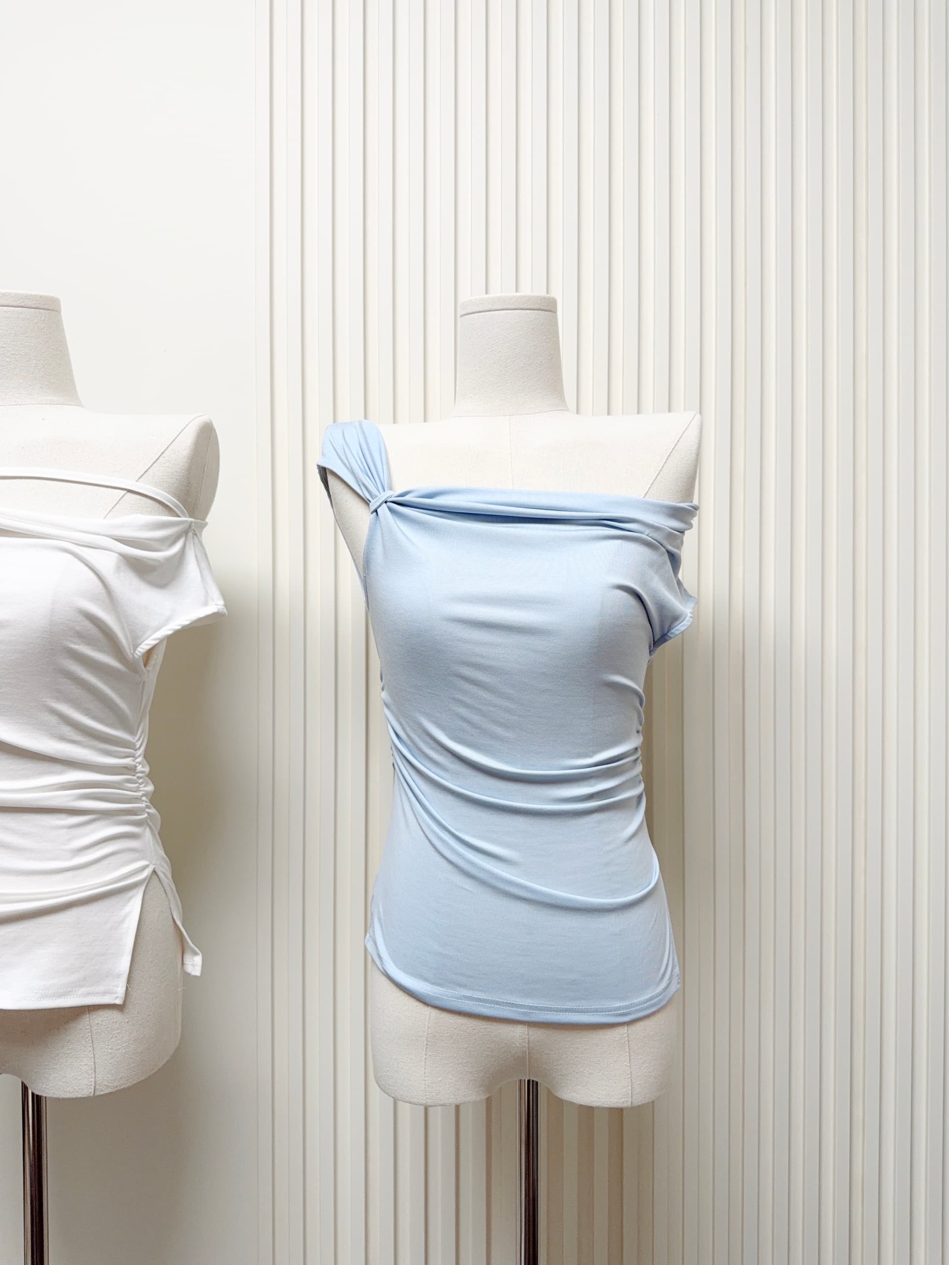 jmshop 심장 마비 커브 비스듬한 어깨 칼라 깨진 Pleat 허리 수축 트임 반팔 티셔츠 여름 몸매 가꾸기 다용도 상세 이미지 10