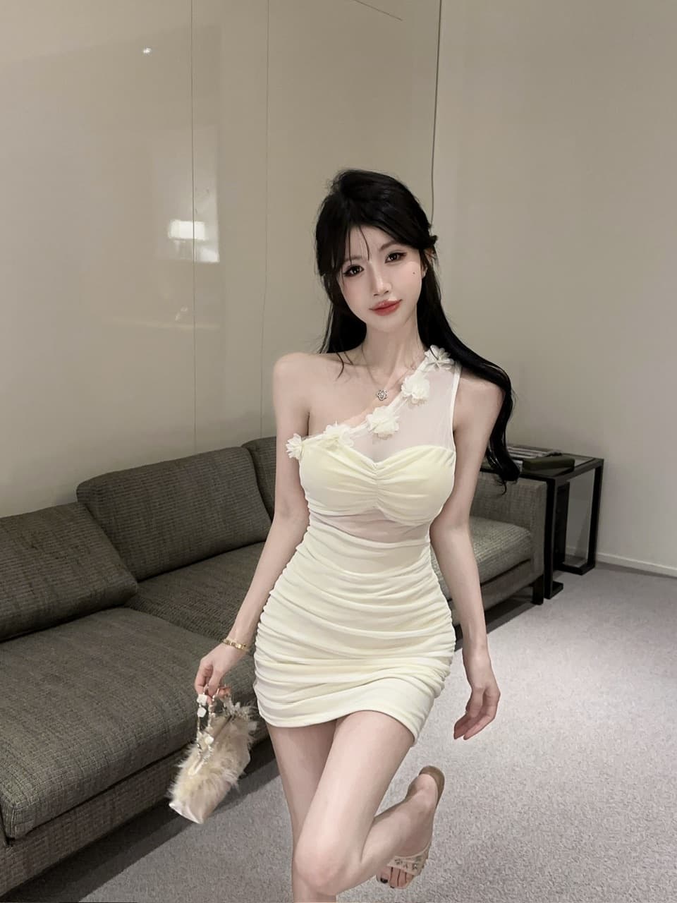 실사 순수한 욕망 핫걸 디자인 센스 작은 대중 비스듬한 어깨 꽃 홀로우 아웃 민소매 몸매 가꾸기 슬림해 보이는 드레스 상세 이미지 1