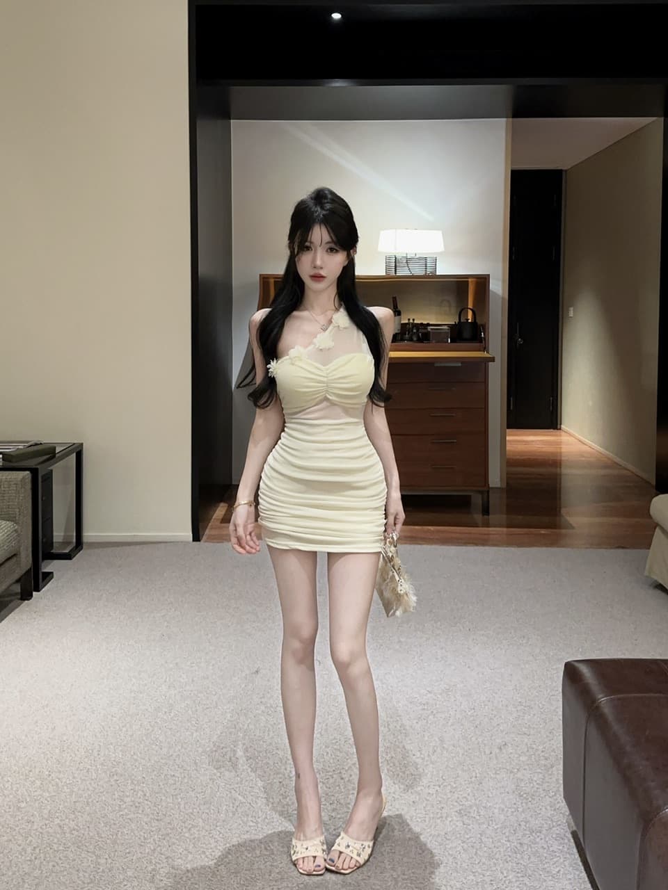 실사 순수한 욕망 핫걸 디자인 센스 작은 대중 비스듬한 어깨 꽃 홀로우 아웃 민소매 몸매 가꾸기 슬림해 보이는 드레스 상세 이미지 2