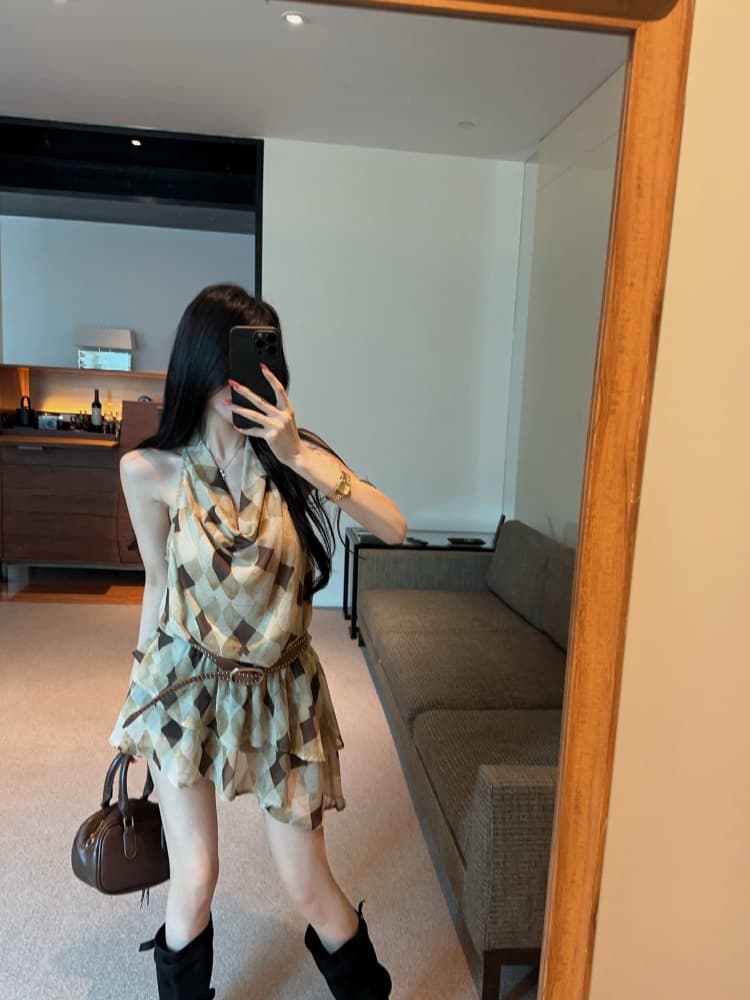 실사 핫걸 불규칙 디자인 센스 프릴 프랑스식 외국 가스 작은 심장 기계 섹시함 행침 목 드레스 상세 이미지 2