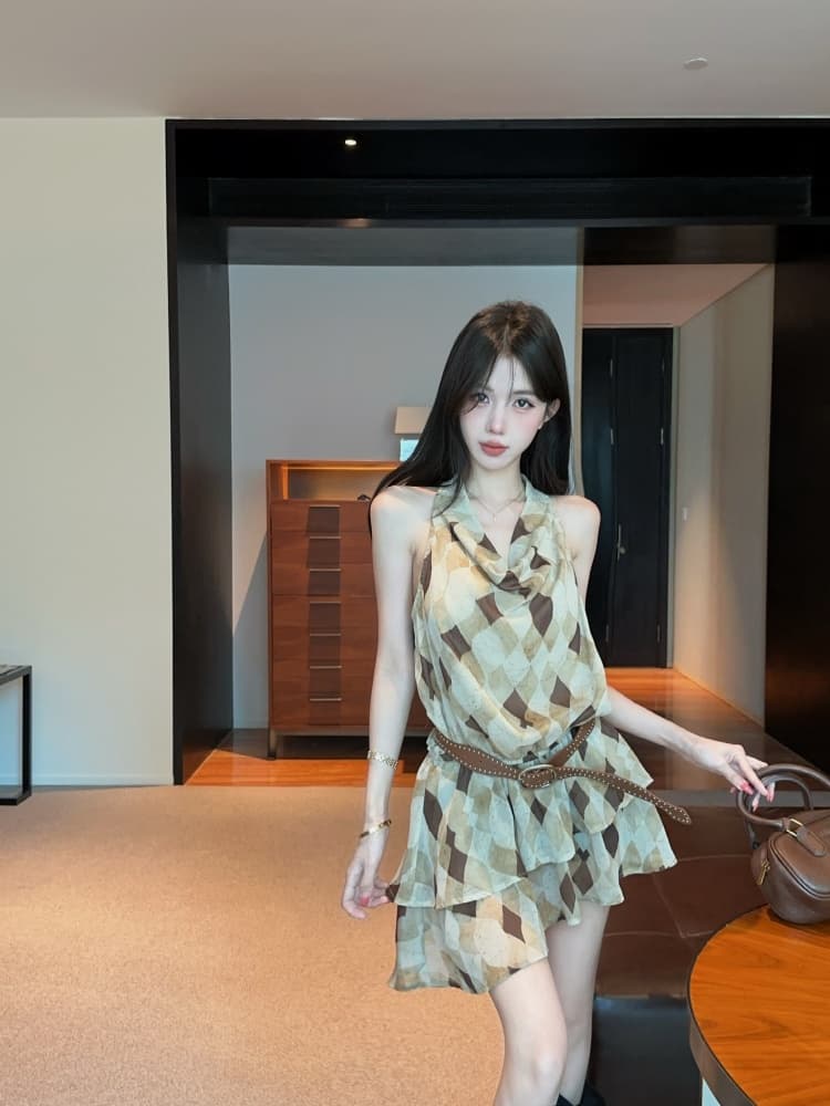 실사 핫걸 불규칙 디자인 센스 프릴 프랑스식 외국 가스 작은 심장 기계 섹시함 행침 목 드레스 상세 이미지 11