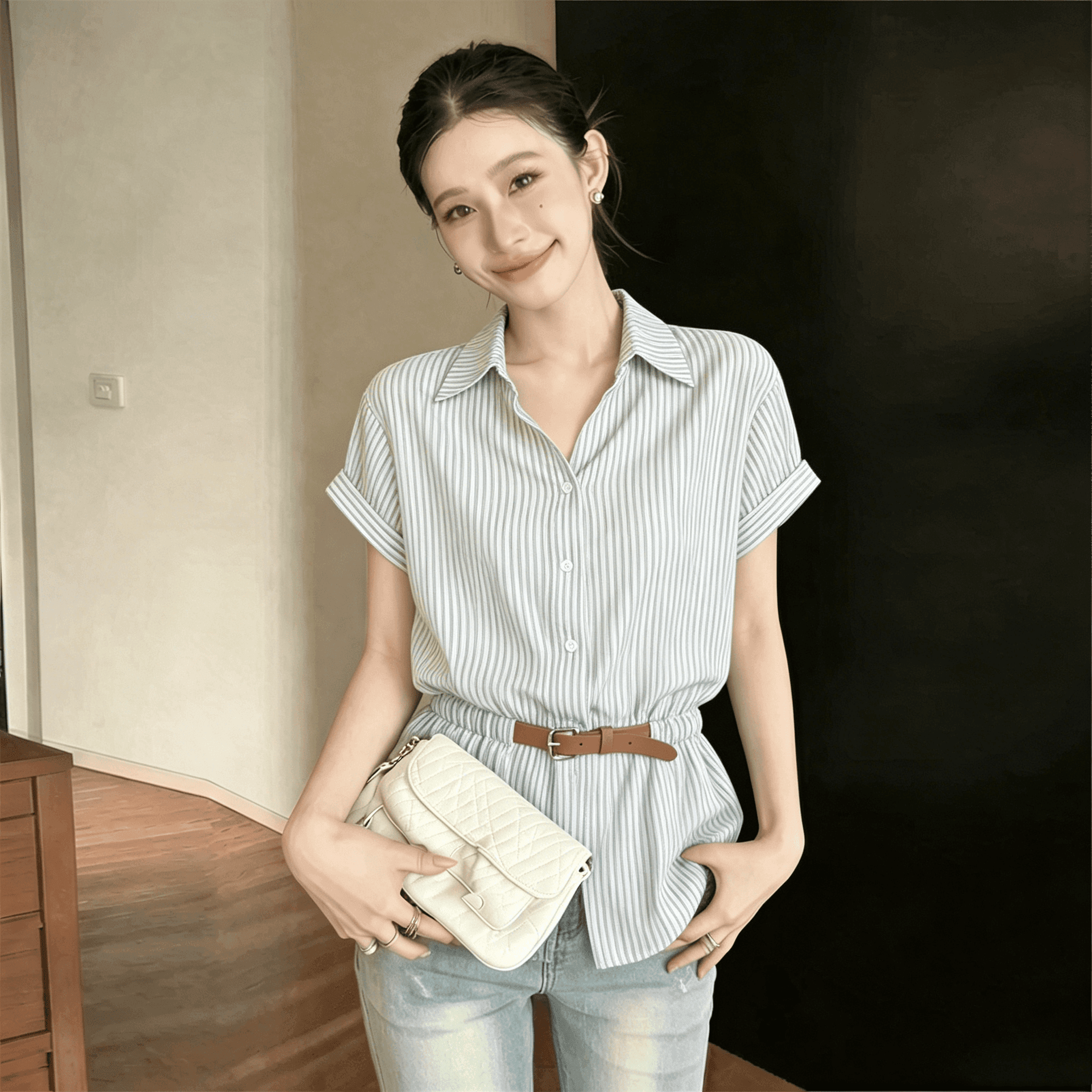스트라이프 V넥 허리 수축 기본 셔츠 반팔 여성 셔츠 여름 새로운 마이크로 지방 빅 사이즈 고급 센스 그레이트 봐. 의류 상세 이미지 2