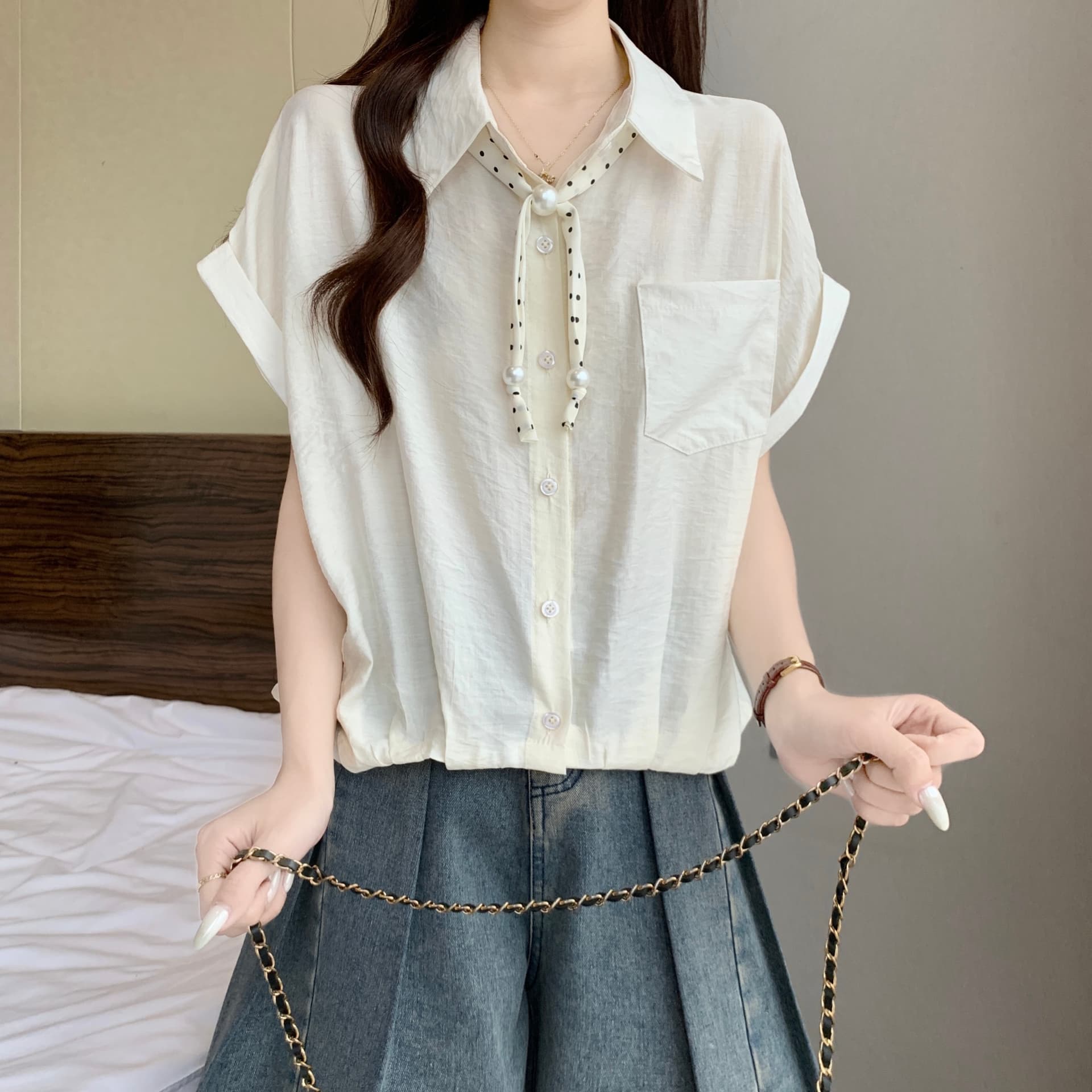 프랑스식 도트 무늬 스카프 레이스업 POLO 칼라 반팔 여성 셔츠 여름 2026 빅 사이즈 출퇴근 셔츠 단색 맨위 상세 이미지 14