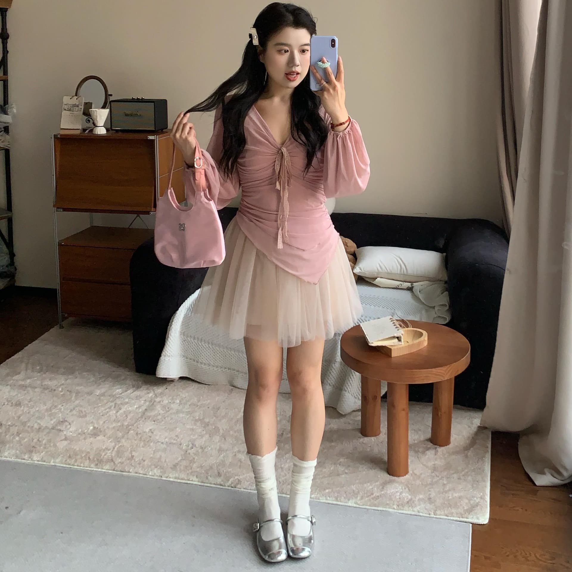 봄날 개회사 파란색 작은 꽃무늬 레이스 레이스업 불규칙 밑단 맨위 상세 이미지 6