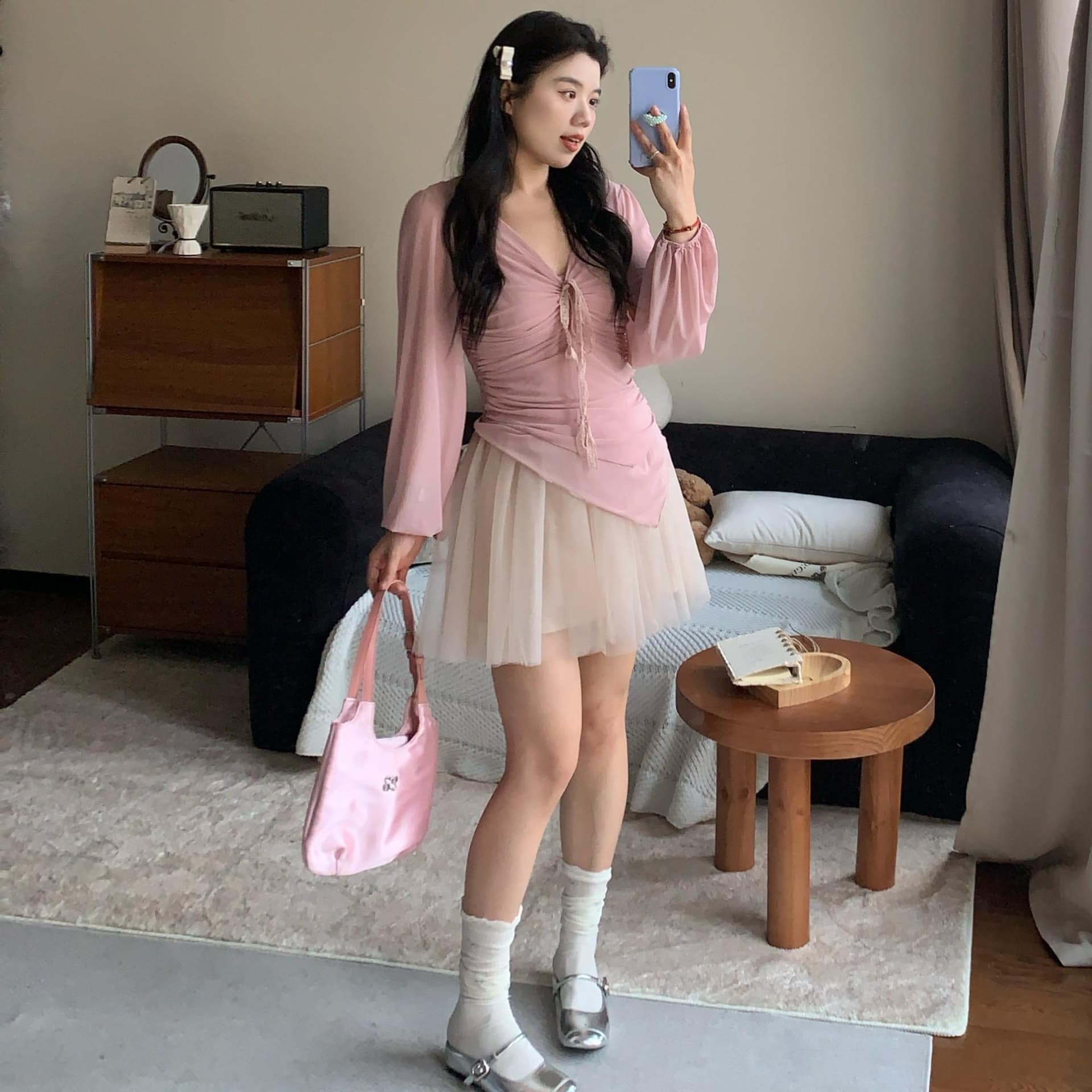 봄날 개회사 파란색 작은 꽃무늬 레이스 레이스업 불규칙 밑단 맨위 상세 이미지 9