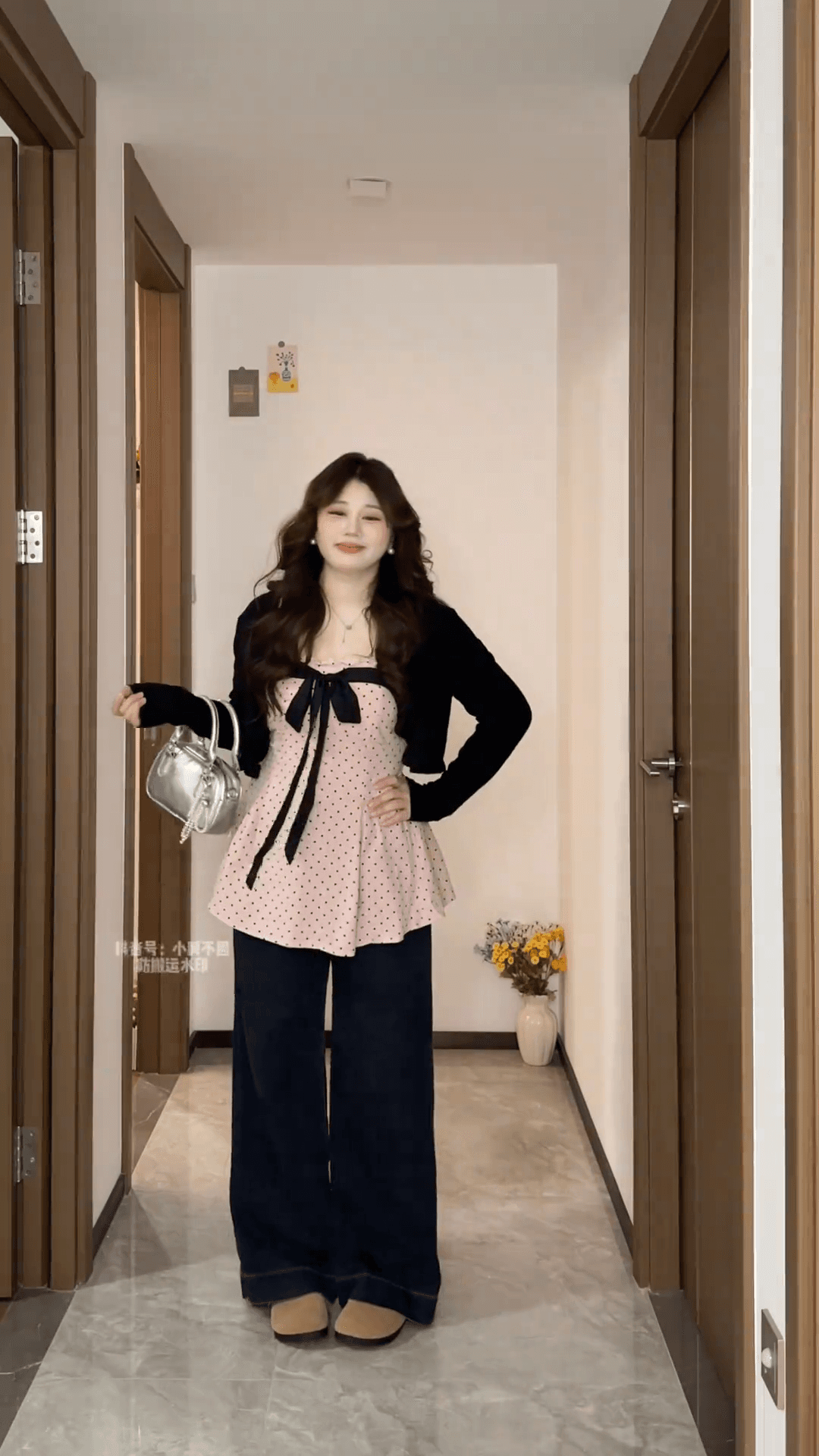 빅 사이즈 지방 mm 페이크 레이어드 광장 칼라 긴팔 티셔츠 여성 조기 봄 배색 나비 매듭 허리 수축 다용도 슬림해 보이는 맨위 이미지 3