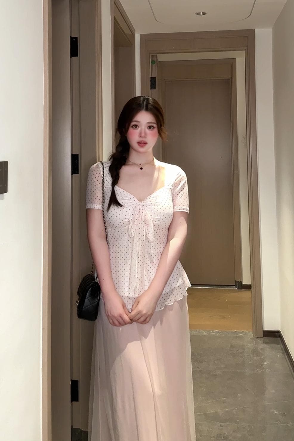마이크로 지방 mm 프랑스식 도트 무늬 망사 맨위 티셔츠 여성 여름 2026 새로운 몸매 가꾸기 슬림해 보이는 맨위 반 스커트 세트 상세 이미지 18