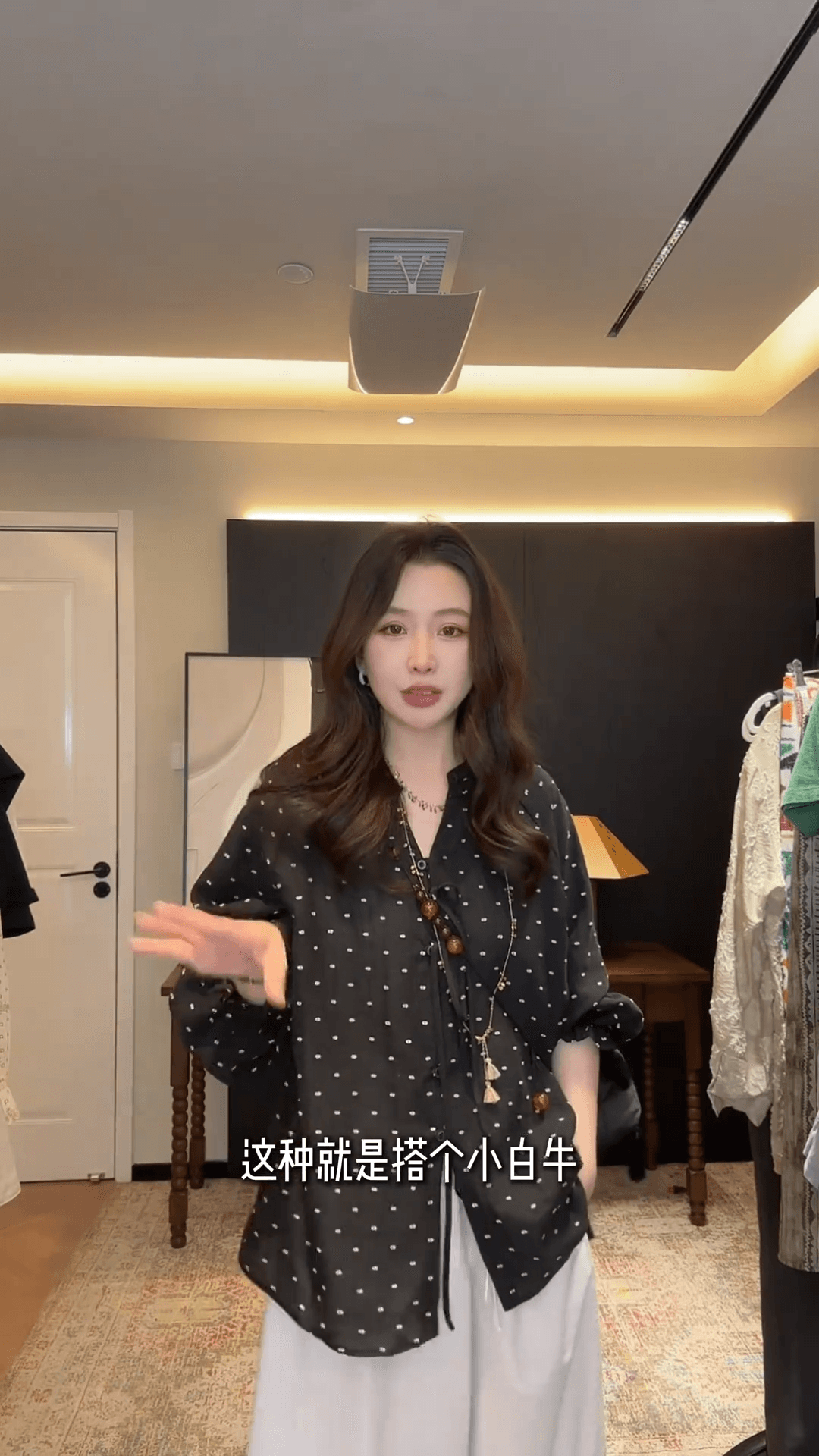 초박형 통기성 프랑스식 도트 무늬 셔츠 슬림해 보이는 맨위 여성 상세 이미지 11