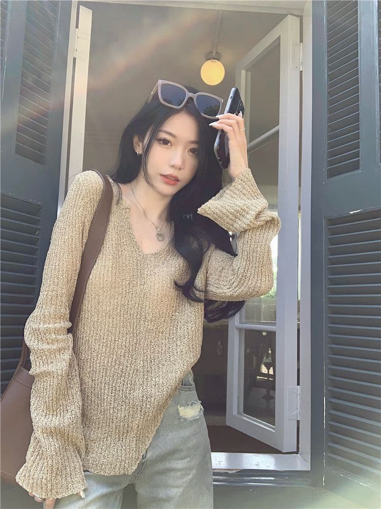 불규칙 V넥 홀로우 아웃 여성 몸매 가꾸기 슬림해 보이는 긴팔 블라우스 맨위 니트 스웨터 상세 이미지 32