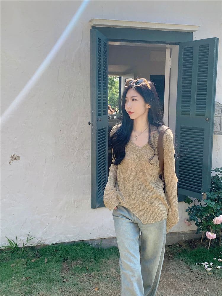 불규칙 V넥 홀로우 아웃 여성 몸매 가꾸기 슬림해 보이는 긴팔 블라우스 맨위 니트 스웨터 상세 이미지 36