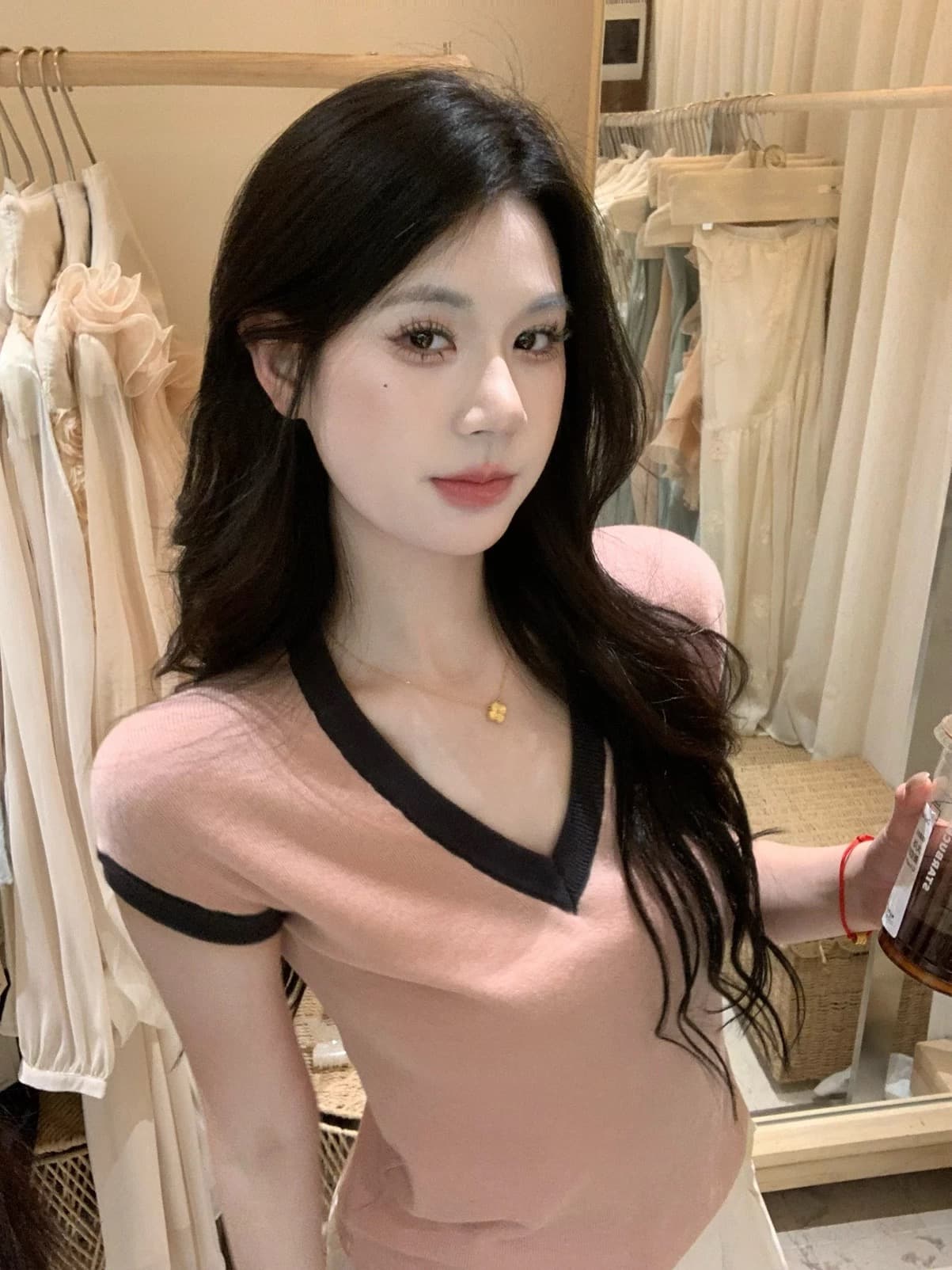 as official- 켜기 새로운 다용도 어깨 넣다 메인 편안함 대법원 배색 V넥 니트 작은 셔츠 상세 이미지 6