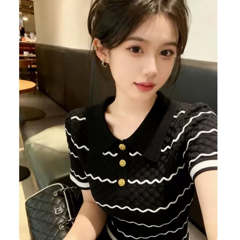 부드러운 바람 달콤함 POLO 칼라 화이트 반팔 티셔츠 여성 2026 여름 새로운 고유 한 아름다운 그레이트 봐. 의류 이미지 4