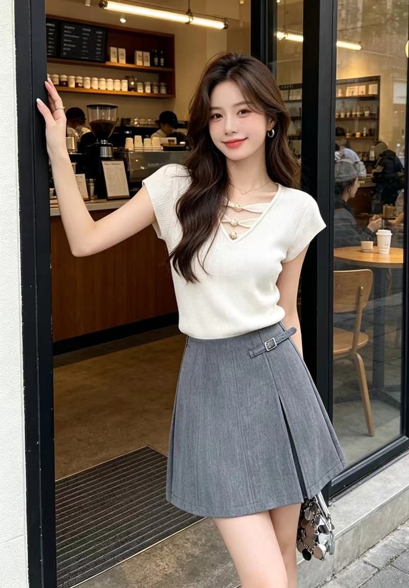 2026 여름 새로운 한국 스타일 몸매 가꾸기 슬림해 보이는 항공기 소매 다용도 연령 감소 슬림해 보이는 반팔 주간 실크 마 니트 스웨터 상세 이미지 4