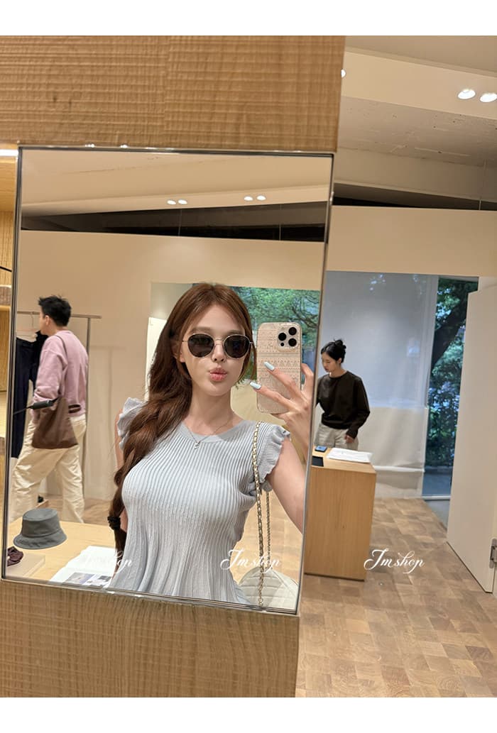 jmshop 쇼 와 doll 센스 프릴 니트 스웨터 2026 여름 허리 수축 슬림해 보이는 민소매 맨위 상세 이미지 10