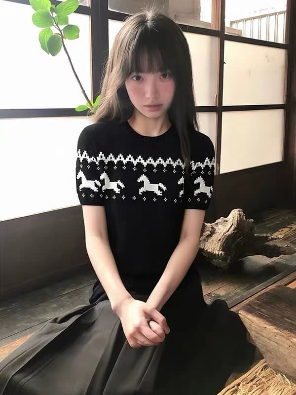 공정한 섬 니트 프로 피부 몸매 가꾸기 반팔 풀오버 패션 스웨터 다용도 레트로 봄 여름 인사이드 가져 가라. 이미지 4