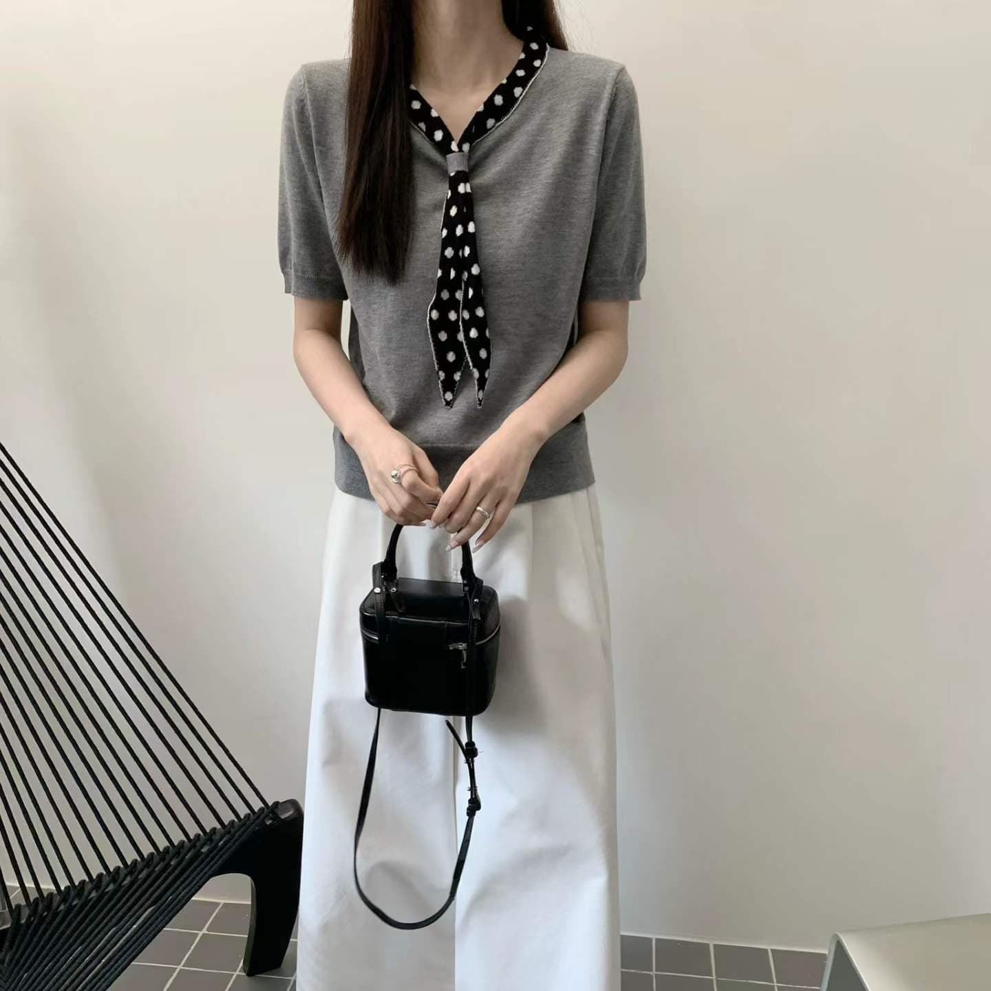 프랑스식 품격 도트 무늬 리본 풀오버 반팔 니트 스웨터 여성 여름 몸매 가꾸기 슬림해 보이는 품격 다용도 맨위 트렌디 이미지 4