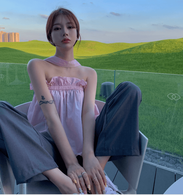 핑크색 행침 목 조끼 슬립 여성 여름 외출용 루즈핏 홀로우 아웃 오프숄더 백리스 쇄골 맨위 상세 이미지 1