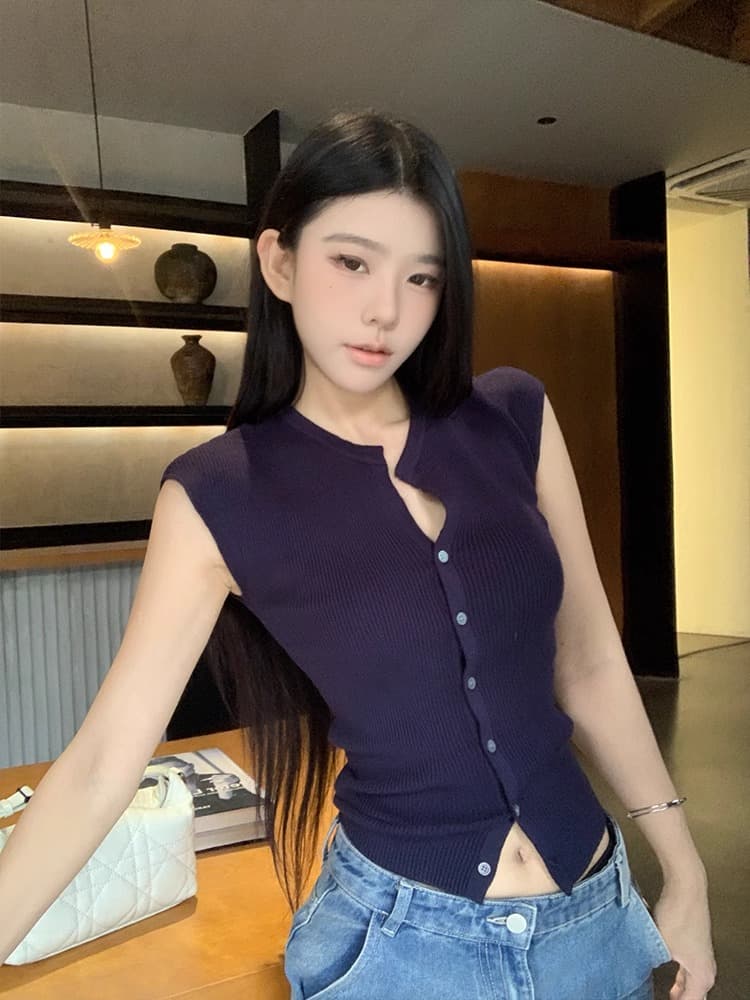 차가운 매운맛 chic 라운드 넥 싱글 줄 버튼 작은 날다 소매 반팔 티셔츠 여성 여름 연령 감소 몸매 가꾸기 허리 수축 니트 스웨터 짧은 맨위 이미지 2