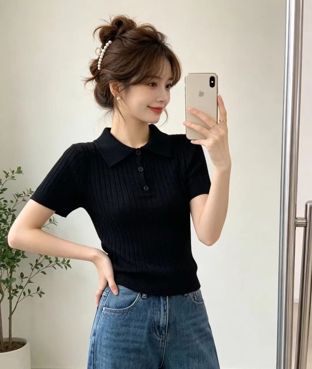 2026 년 여름 품격 폴로 칼라 단추 하프 열린 가슴 꽈배기 니트 풀오버 반팔 상세 이미지 3