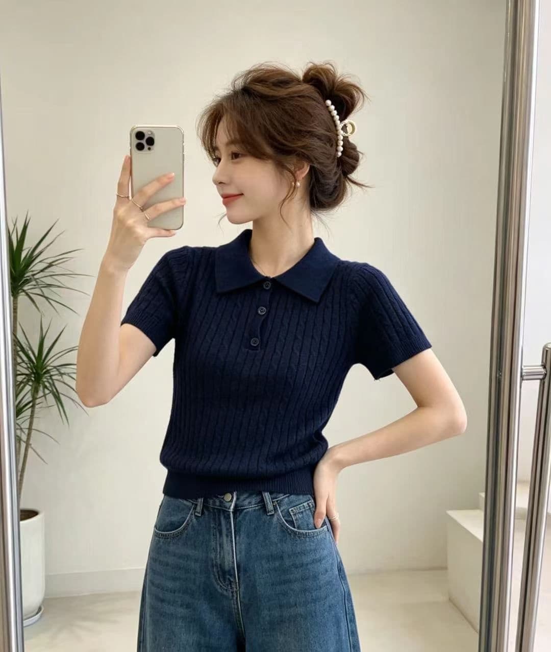 2026 년 여름 품격 폴로 칼라 단추 하프 열린 가슴 꽈배기 니트 풀오버 반팔 상세 이미지 4