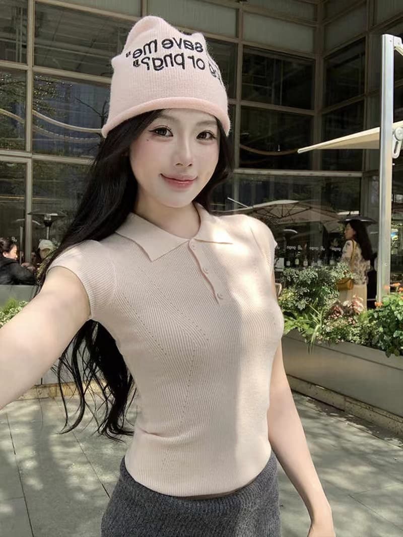 폴로 칼라 니트 반팔 티셔츠 여성 여름 2026 새로운 한 부서 몸매 가꾸기 슬림해 보이는 POLO 칼라 작은 날다 소매 맨위 상세 이미지 7