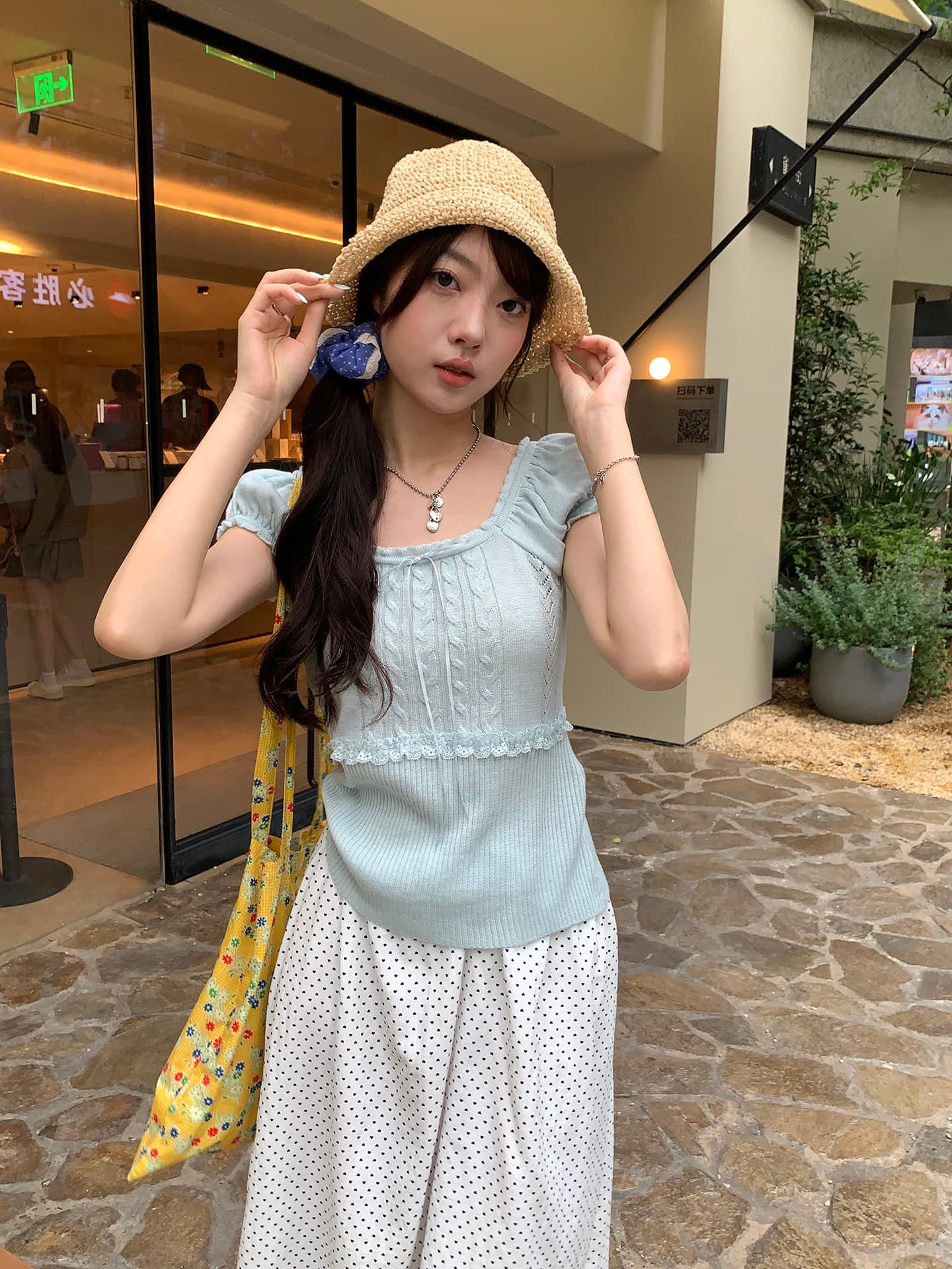 hollyii 한 부서 달콤함 레이스 패치워크 레이스 광장 칼라 다용도 니트 반팔 맨위 2026 봄 여름 새로운 상세 이미지 6