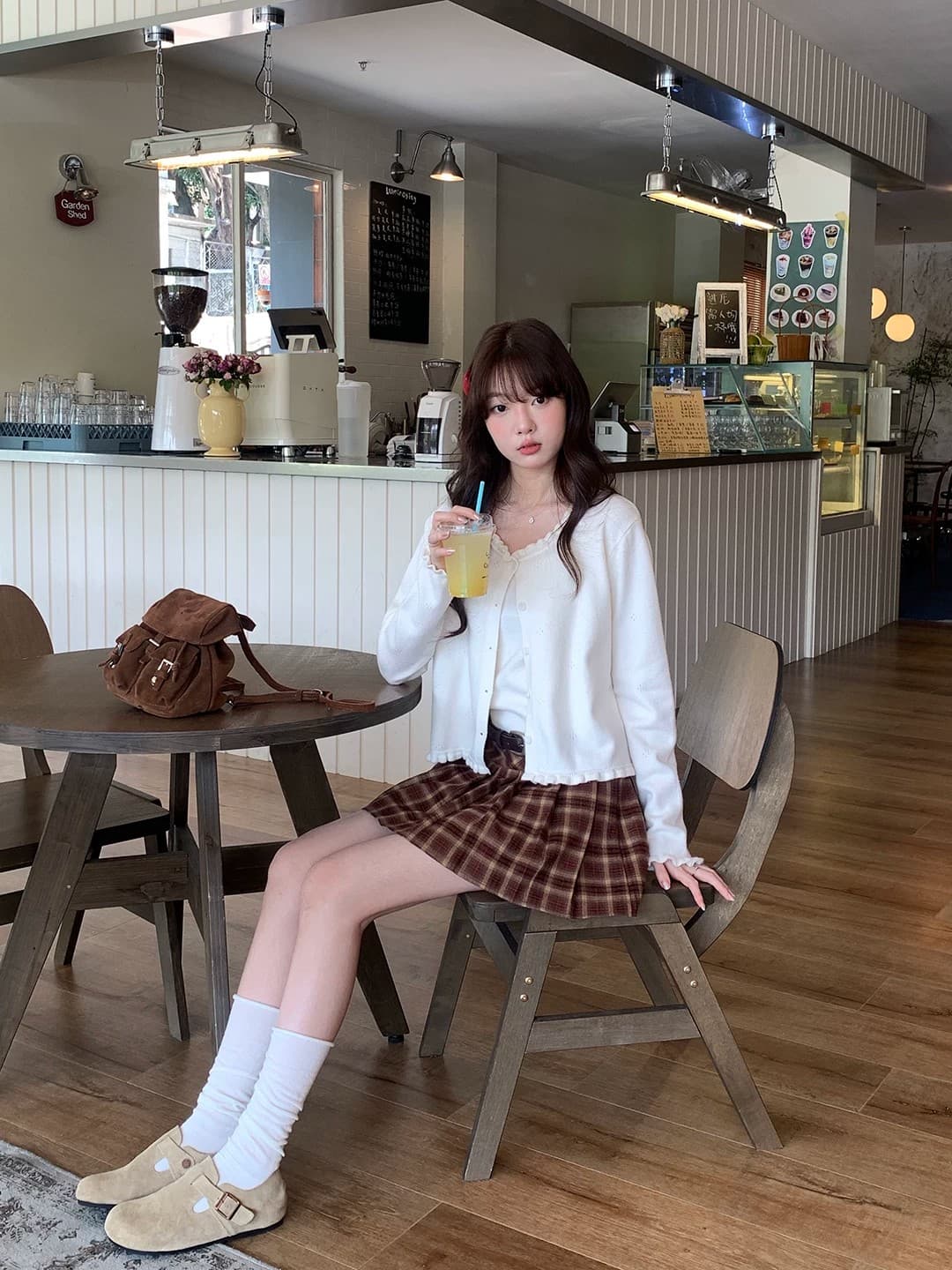 토지 작은 그룹 니트 슬립 긴팔 카디건 코트 2026 가을 한 부서 품격 레트로 부드러운 재킷 상세 이미지 4