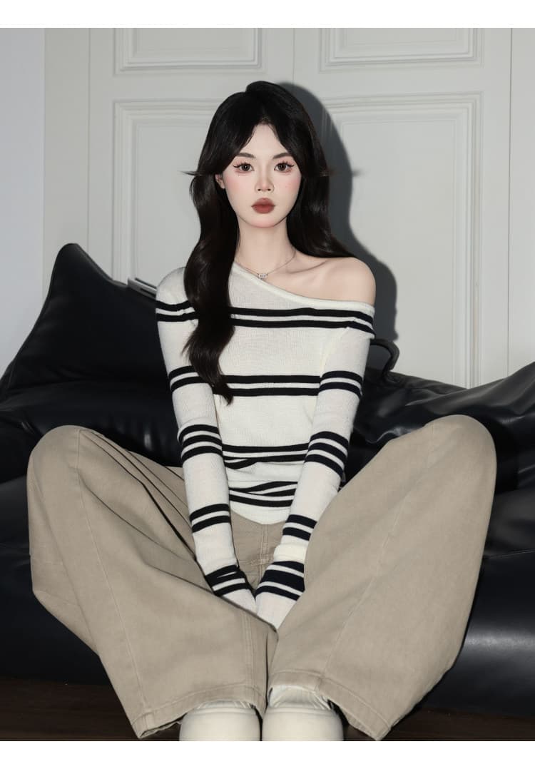 가을 겨울 슈퍼 화재 스트라이프 비스듬한 어깨 니트 스웨터 여성 슈퍼 잘 생긴 배색 달콤한 매운맛 만나는 긴팔 맨위 상세 이미지 17