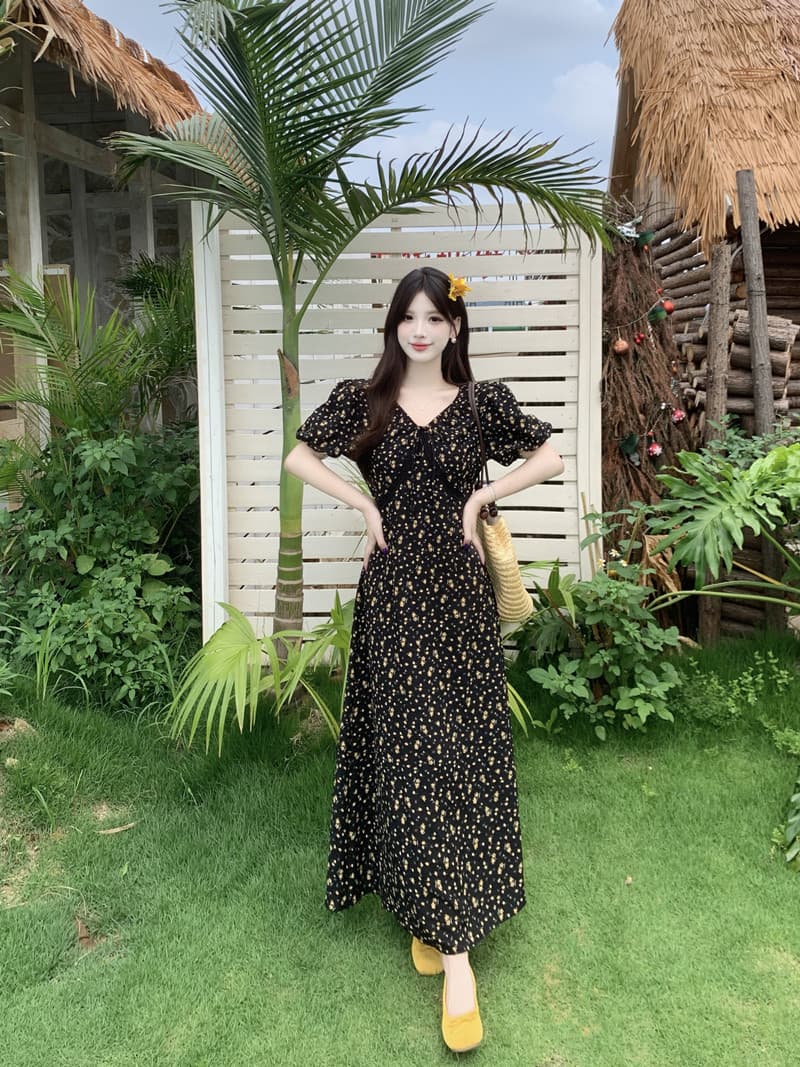 실사 빅 사이즈 여성 의류 여름 지방 m 프랑스식 우아함 허리 수축 슬림해 보이는 V넥 레이스 퍼가기 장식 꽃무늬 드레스 상세 이미지 9