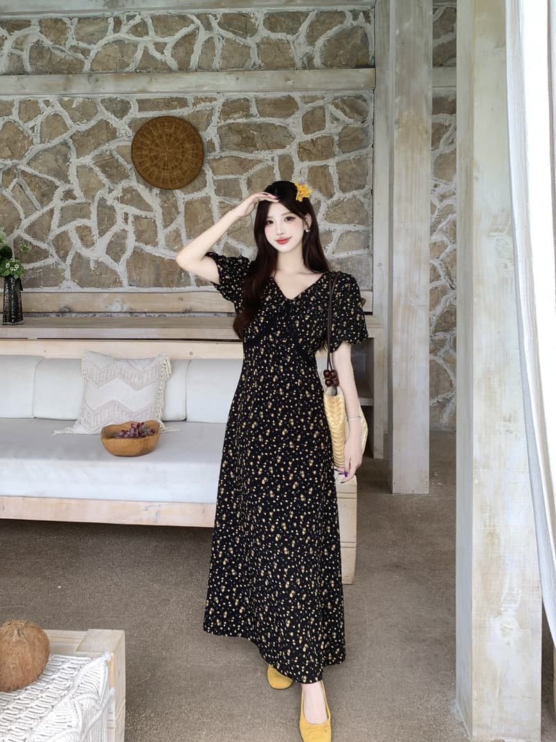 실사 빅 사이즈 여성 의류 여름 지방 m 프랑스식 우아함 허리 수축 슬림해 보이는 V넥 레이스 퍼가기 장식 꽃무늬 드레스 상세 이미지 11