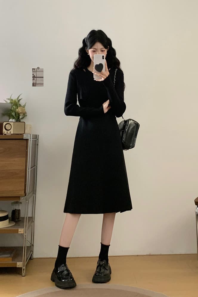 실사 빅 사이즈 여성 의류 가을 겨울 표지 고기 슬림해 보이는 작은 검은 드레스 지방 mm 부드러운 바람 허리 수축 만나는 니트 드레스 이미지 7