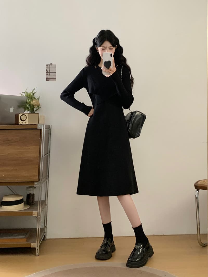 실사 빅 사이즈 여성 의류 가을 겨울 표지 고기 슬림해 보이는 작은 검은 드레스 지방 mm 부드러운 바람 허리 수축 만나는 니트 드레스 상세 이미지 4