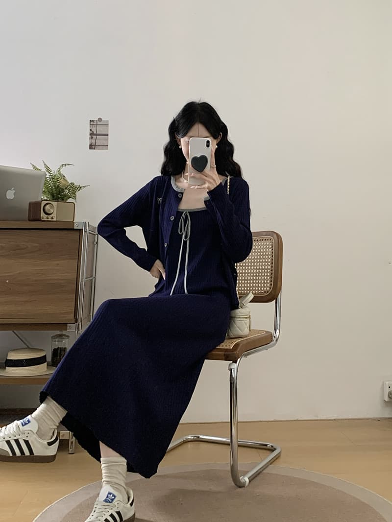 실사 빅 사이즈 여성 의류 가을 겨울 디자인 센스 배색 레이스업 니트 슬립 드레스 오픈 가디건 슬림해 보이는 투피스 세트 상세 이미지 14