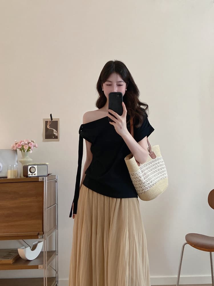 실사 빅 사이즈 여성 의류 여름 새로운 외국 가스 비스듬한 어깨 반팔 티셔츠 플리츠 한 마디 큰 진자 롱 스커트 슬림해 보이는 투피스 세트 상세 이미지 3