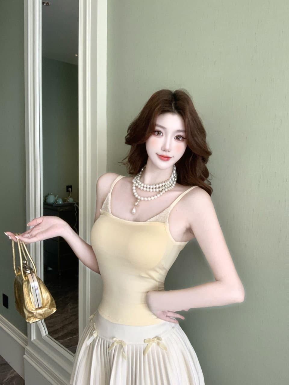 여름 새로운 핫걸 바람 스팽글 패치워크 캐미솔 몸매 가꾸기 슬림해 보이는 여성 고정 벨트 가슴 패드 의류 상세 이미지 7