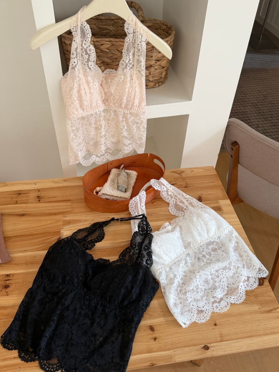 여름 주름 가슴 종류 행침 목 레이스업 레이스 조끼 섹시함 백리스 몸매 가꾸기 다용도 슬림해 보이는 슬립 여성 상세 이미지 25
