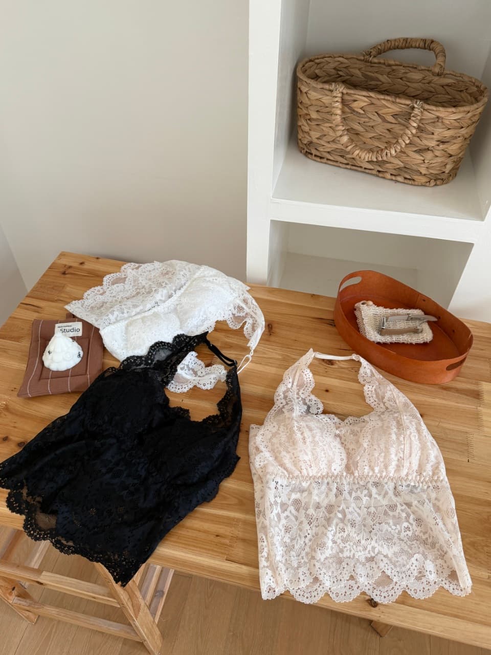여름 주름 가슴 종류 행침 목 레이스업 레이스 조끼 섹시함 백리스 몸매 가꾸기 다용도 슬림해 보이는 슬립 여성 상세 이미지 26