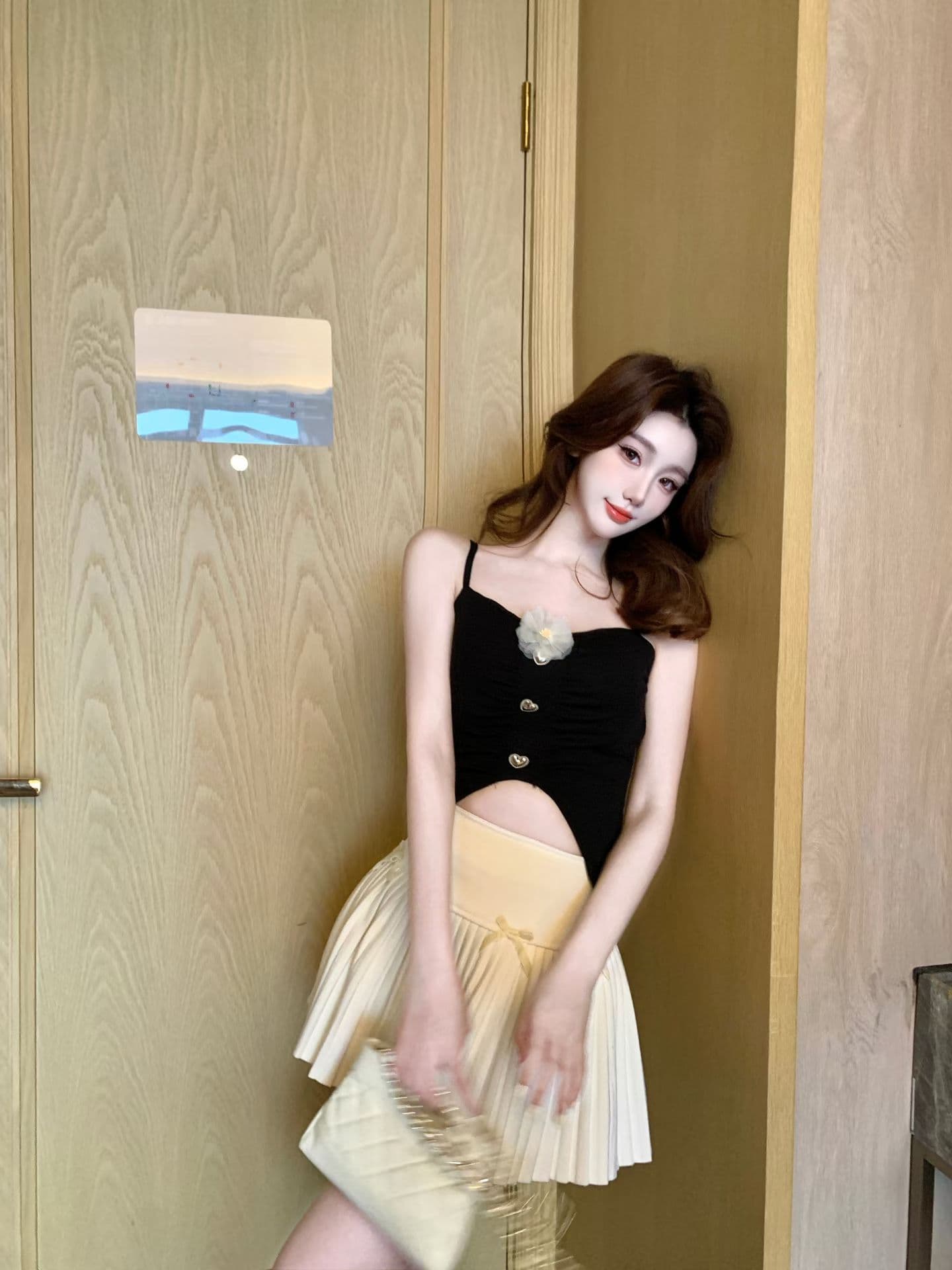 봄 새로운 달콤한 매운맛 바람 3 차원 꽃 캐미솔 몸매 가꾸기 슬림해 보이는 여성 고정 벨트 가슴 패드 의류 상세 이미지 14