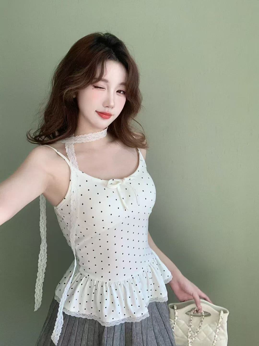 달콤한 매운맛 섹시함 나비 매듭 스트랩 작은 셔츠 여성 가을 겨울 인사이드 가져 가라. 외출용 도트 무늬 캐미솔 맨위 상세 이미지 16