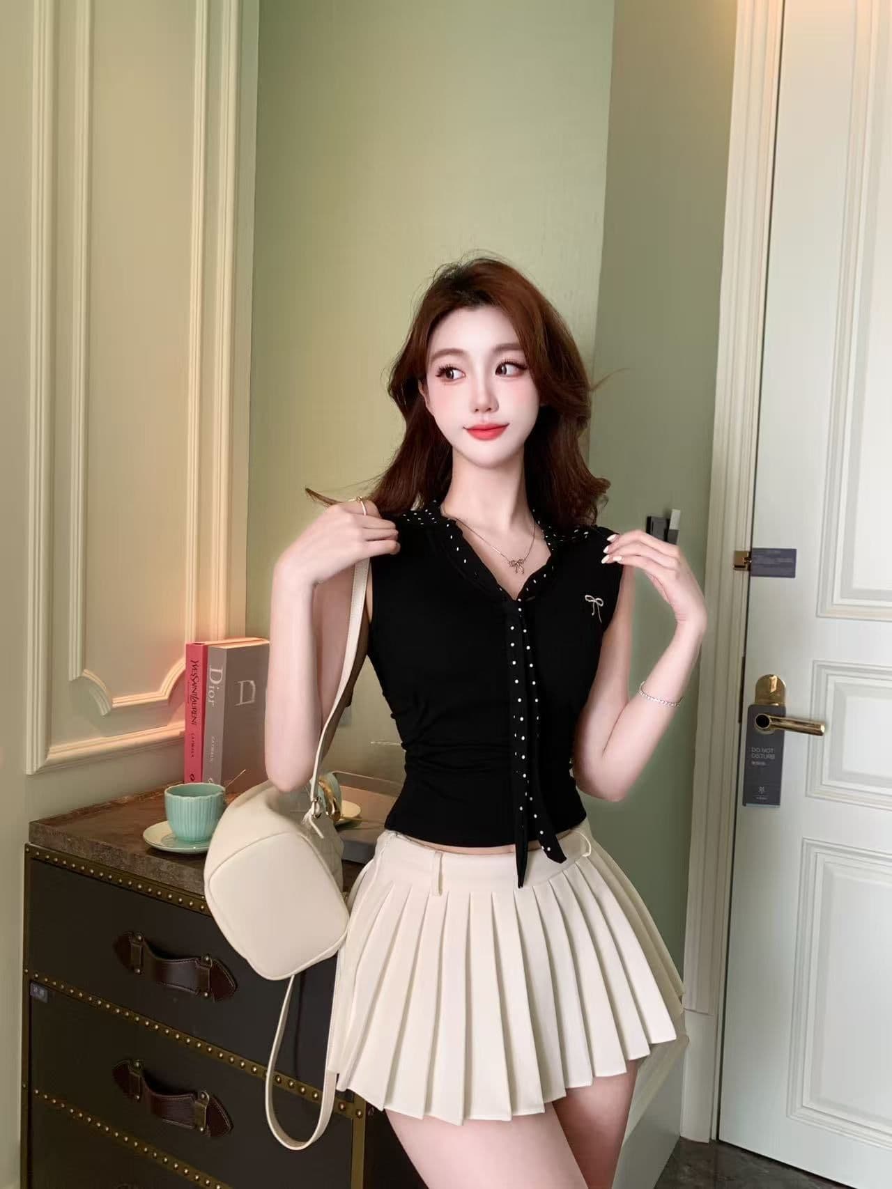 프랑스식 V넥 도트 무늬 넥타이 캐미솔 여름 2026 아메리칸 폴로 칼라 나비 매듭 자수 벨트 가슴 패드 의류 상세 이미지 12