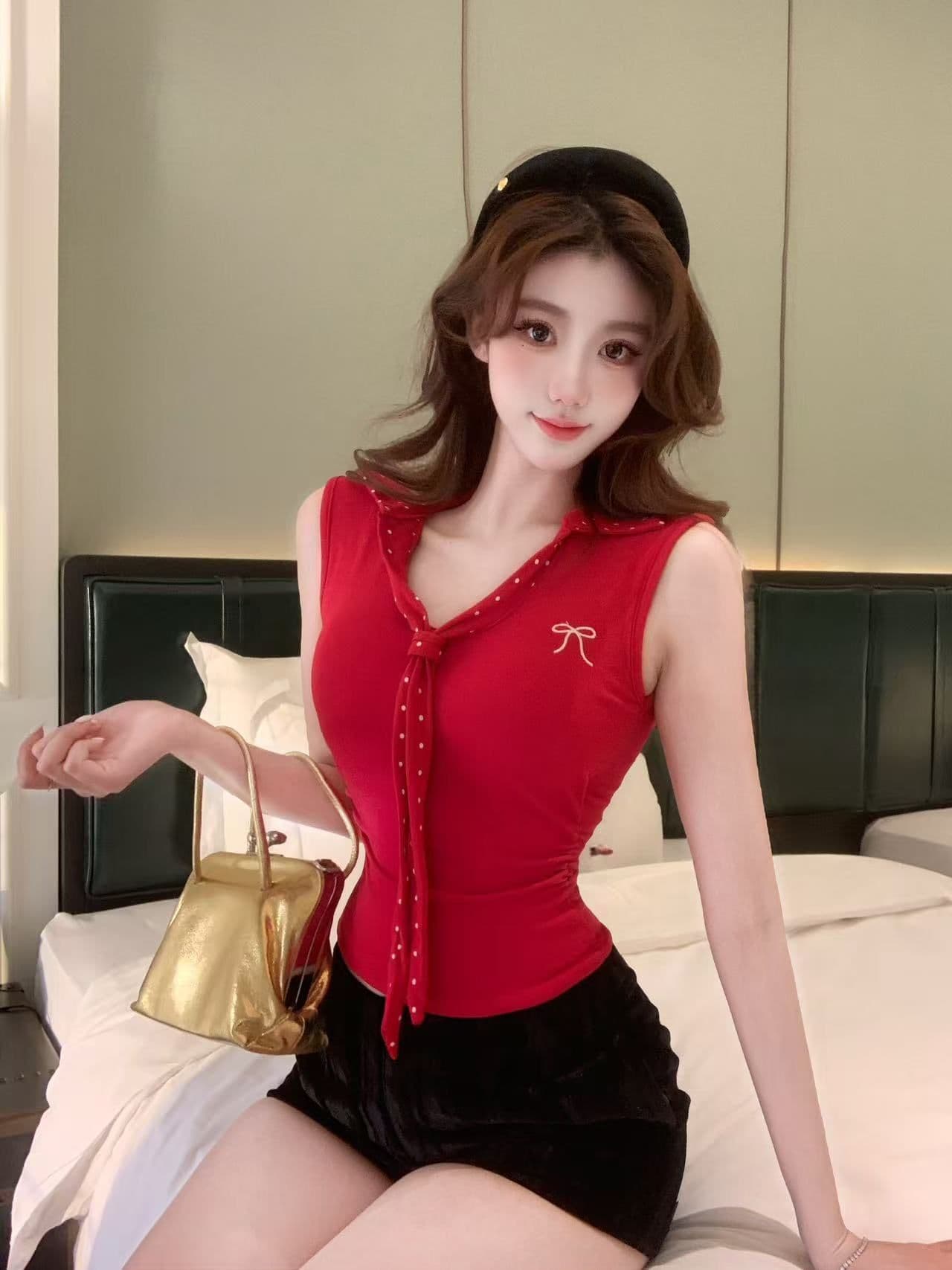 프랑스식 V넥 도트 무늬 넥타이 캐미솔 여름 2026 아메리칸 폴로 칼라 나비 매듭 자수 벨트 가슴 패드 의류 상세 이미지 16